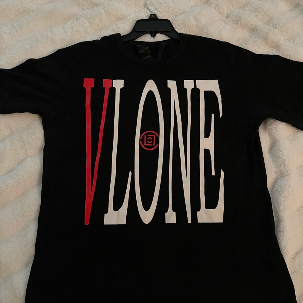V Lone T-shirt